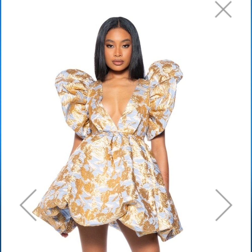 Elegant Gold and Blue Women's Dress